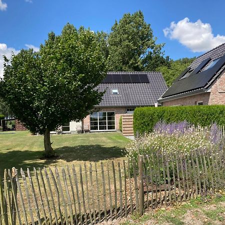 De Smokkelaar & Het Schuurtje Villa Maldegem Exteriör bild