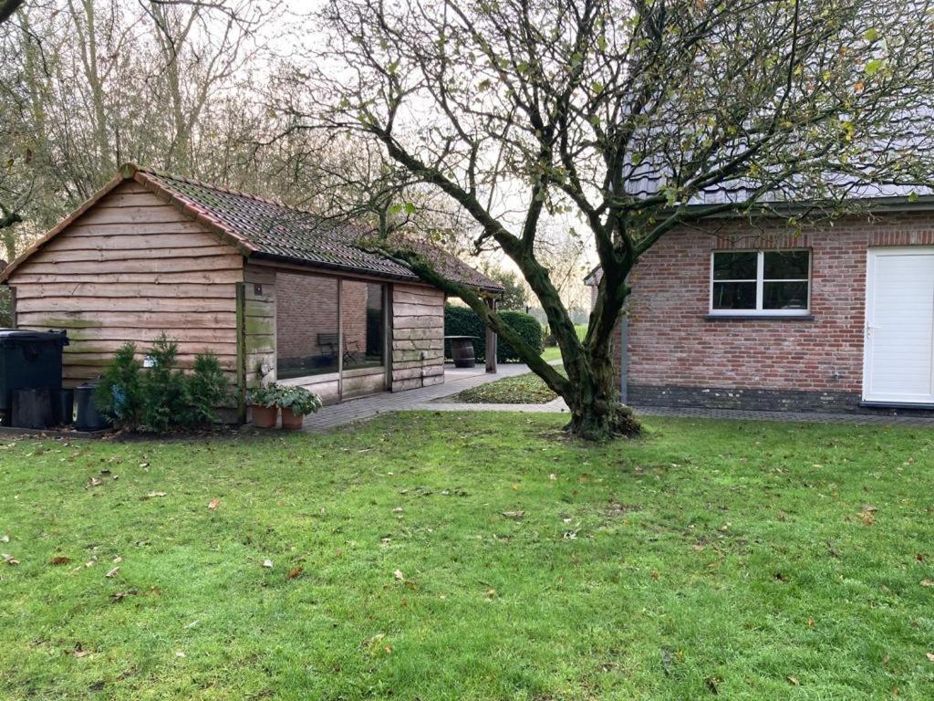 De Smokkelaar & Het Schuurtje Villa Maldegem Exteriör bild